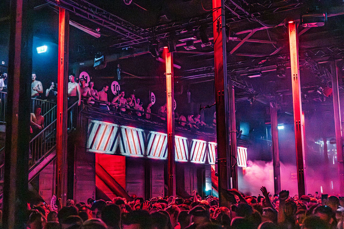 Loading... just a sec